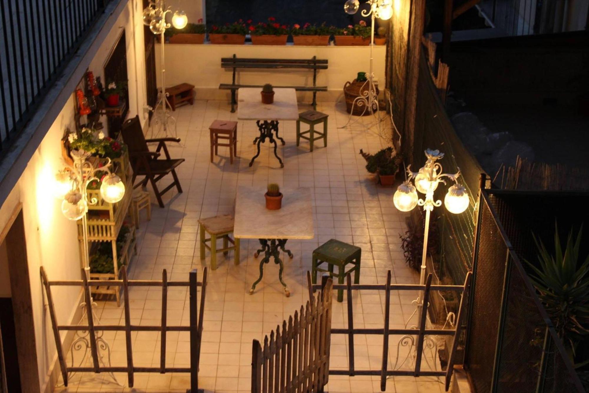 Arte House In The Historical Catania - Happy Rentals Bagian luar foto